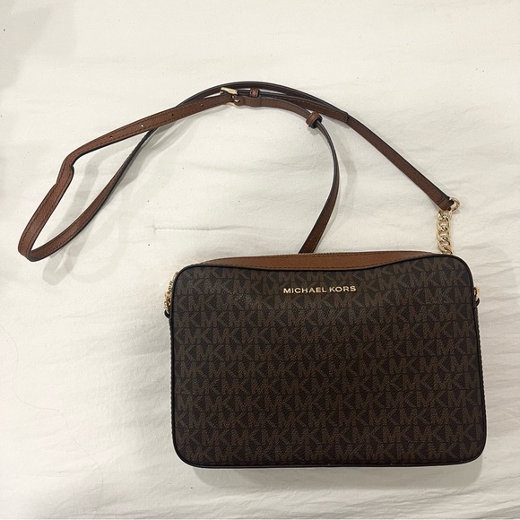 NWT Michael Kors Jet Set Logo Brown Crossbody Bag Purse